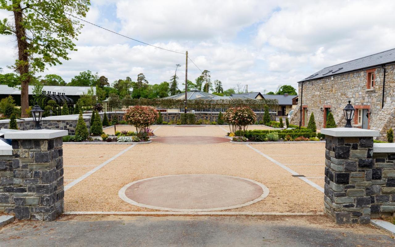 Queens Brook Apartment Navan Exterior photo